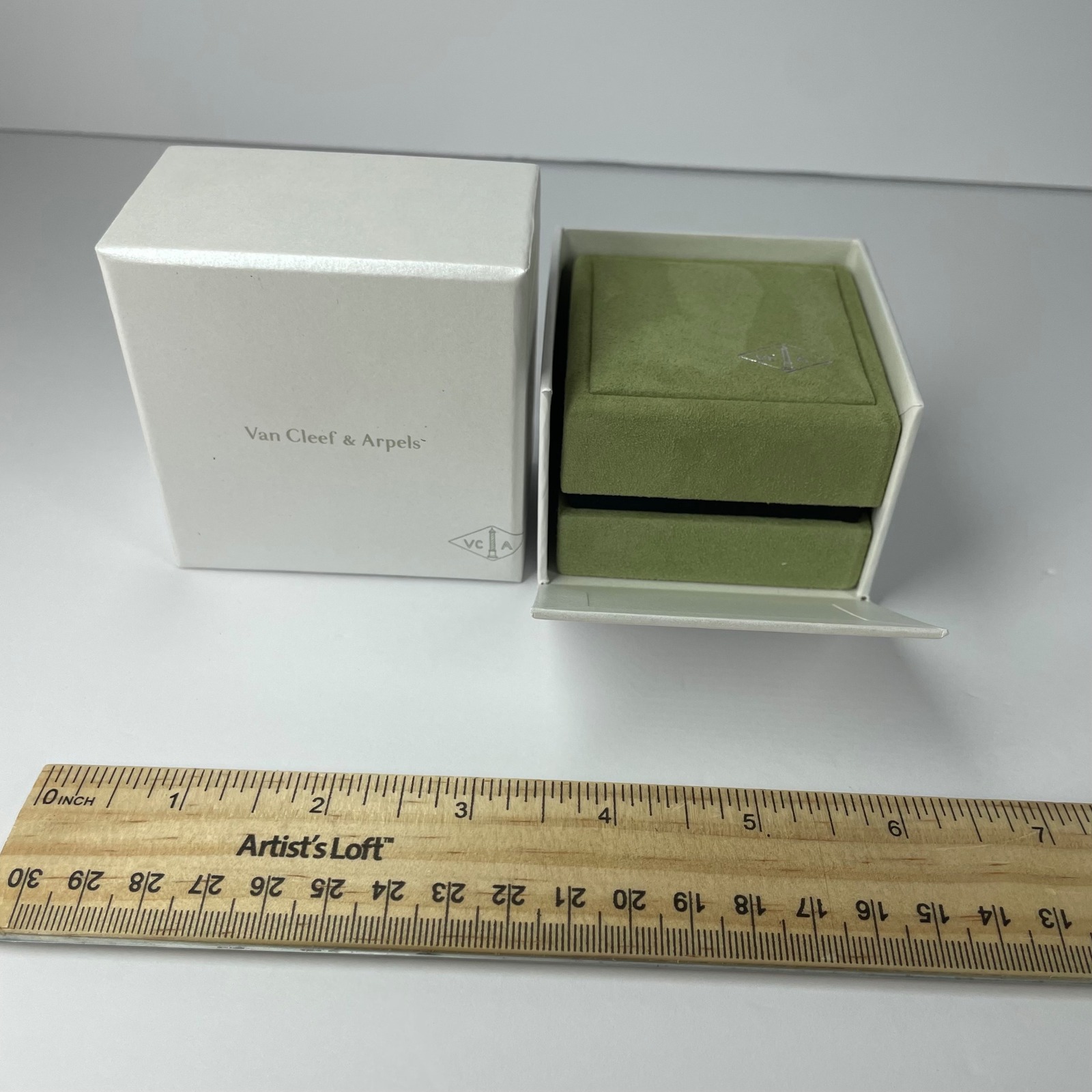 Van Cleef Arpels Green Suede Jewelry Presentation Gift Box W White Box 120$